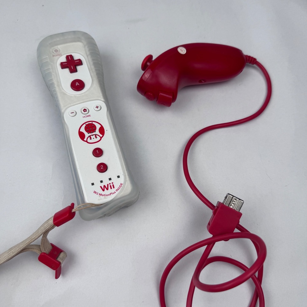 Official Wii Remote TOAD Nintendo Motion Plush Insde with Red Nunchck TESTED
